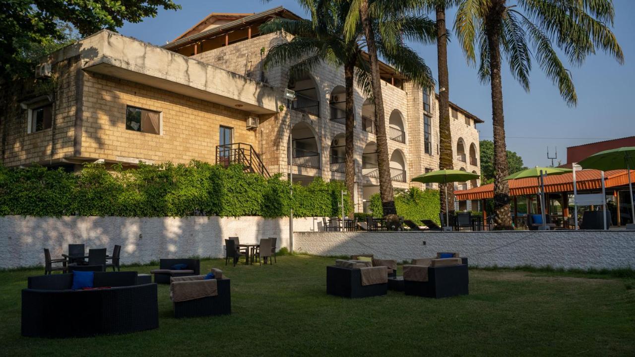 里维埃拉多雅酒店 科纳克里 外观 照片